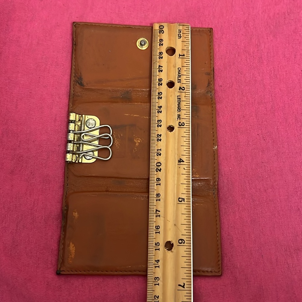 MCM 4 Consecutive Key Case - Picture 2 of 10
